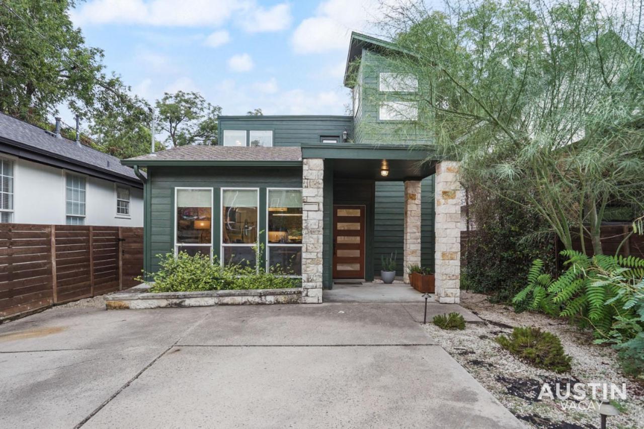 Stylish Retreat W Outdoor Oasis In Heart Of Austin Villa Exterior photo